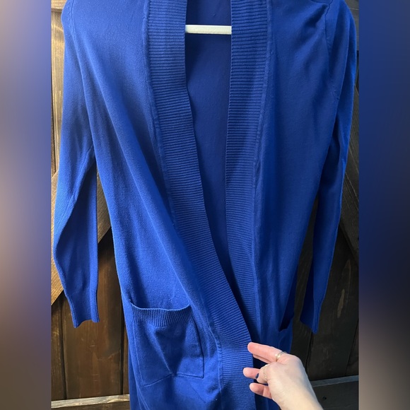 Betsy’s Boutique Royal Blue long cardigan - Picture 2 of 5